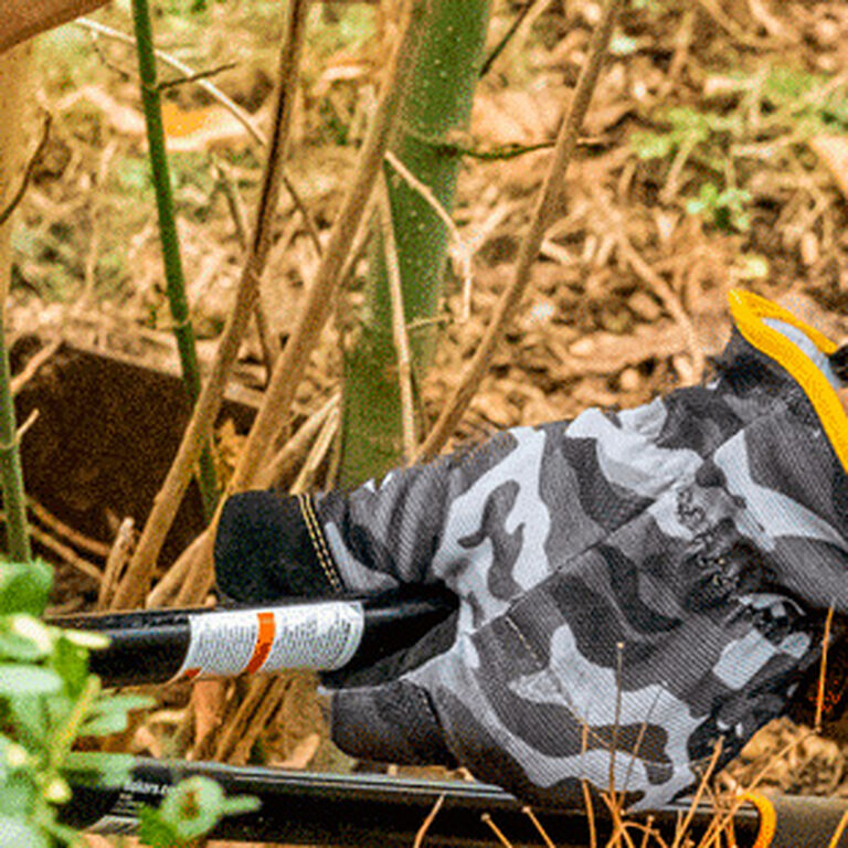 How to prepare for outdoor fall clean-up